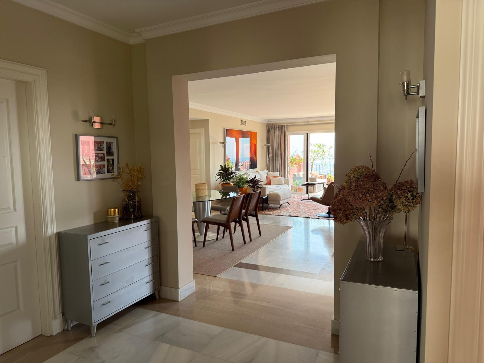 Ático de 3 Dormitorios y 4 Baños en venta en Monte Halcones, Benahavís