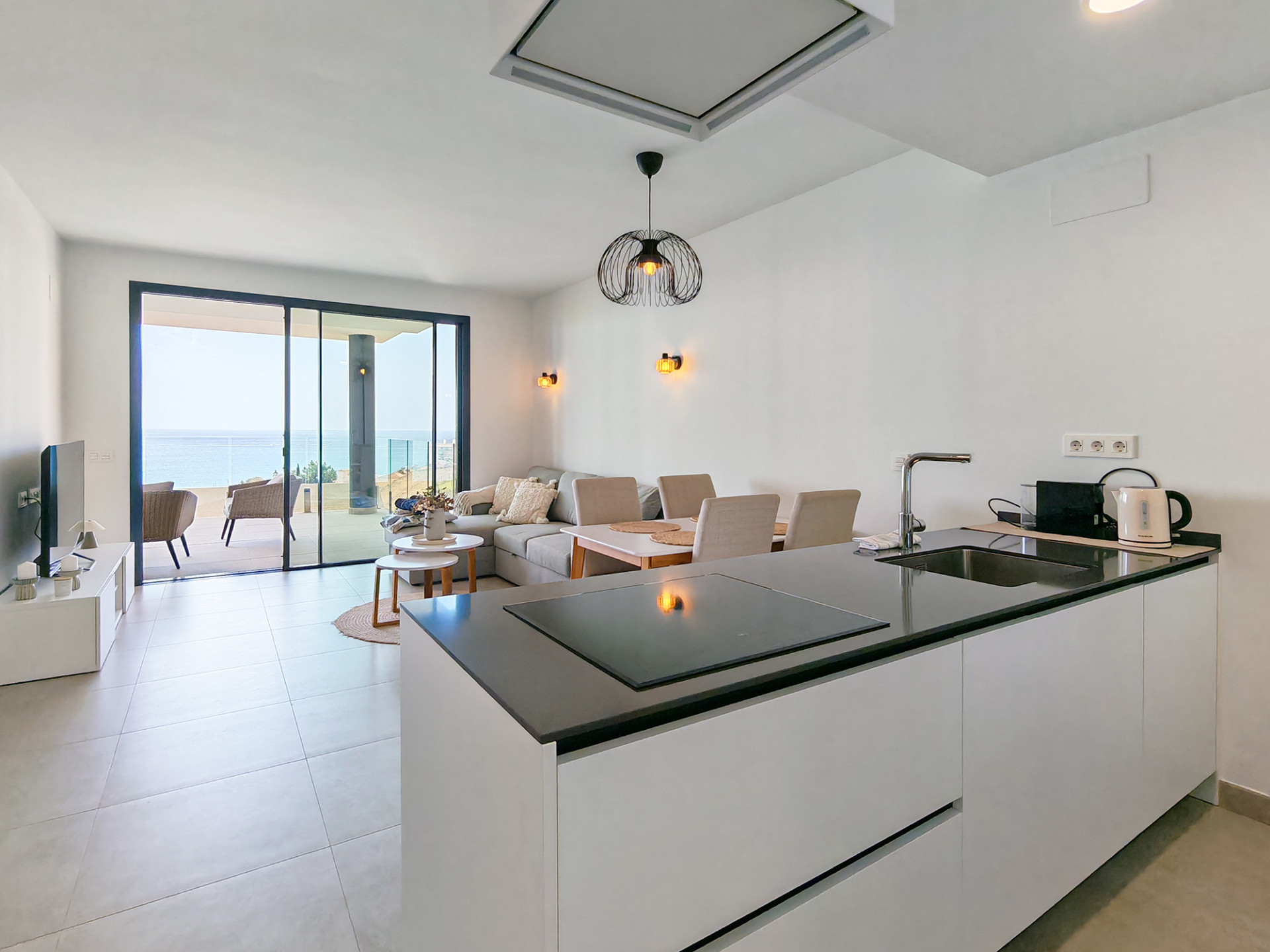Piso de 2 Dormitorios y 2 Baños en venta en Benalmádena Costa