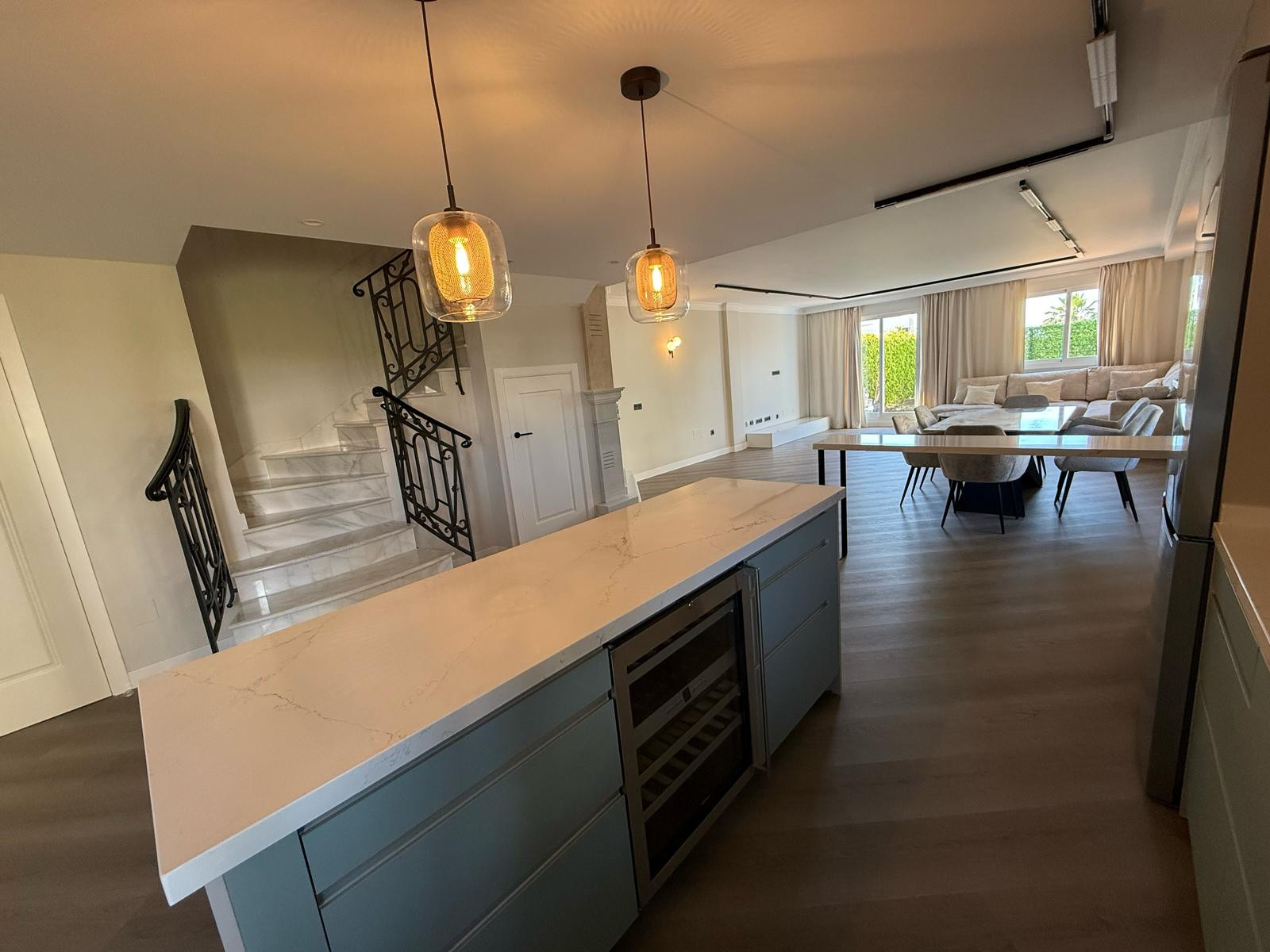 Piso de 3 Dormitorios y 3 Baños en venta en Estepona