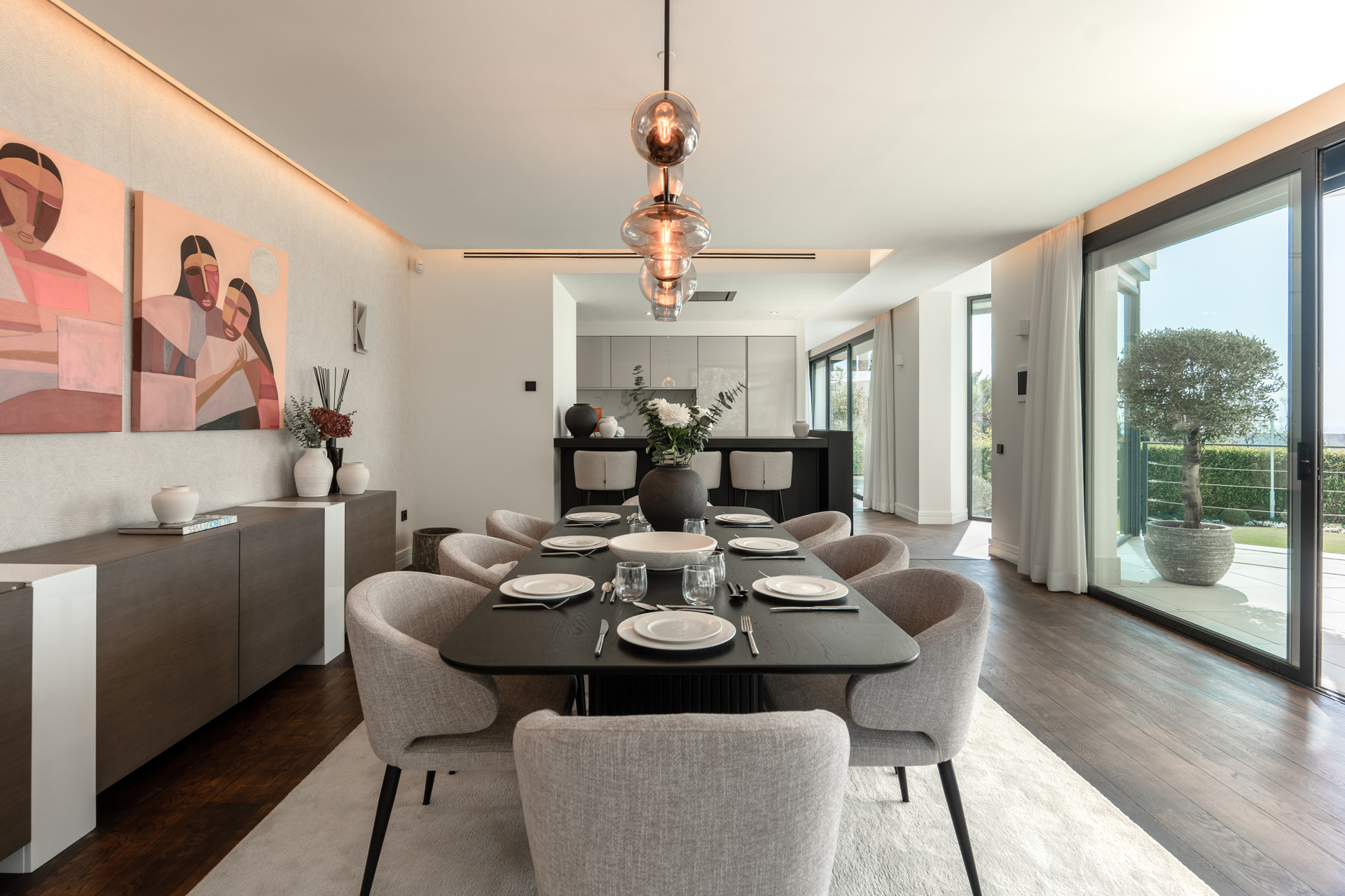 Casa de 6 Dormitorios en venta en Los Flamingos, Benahavís