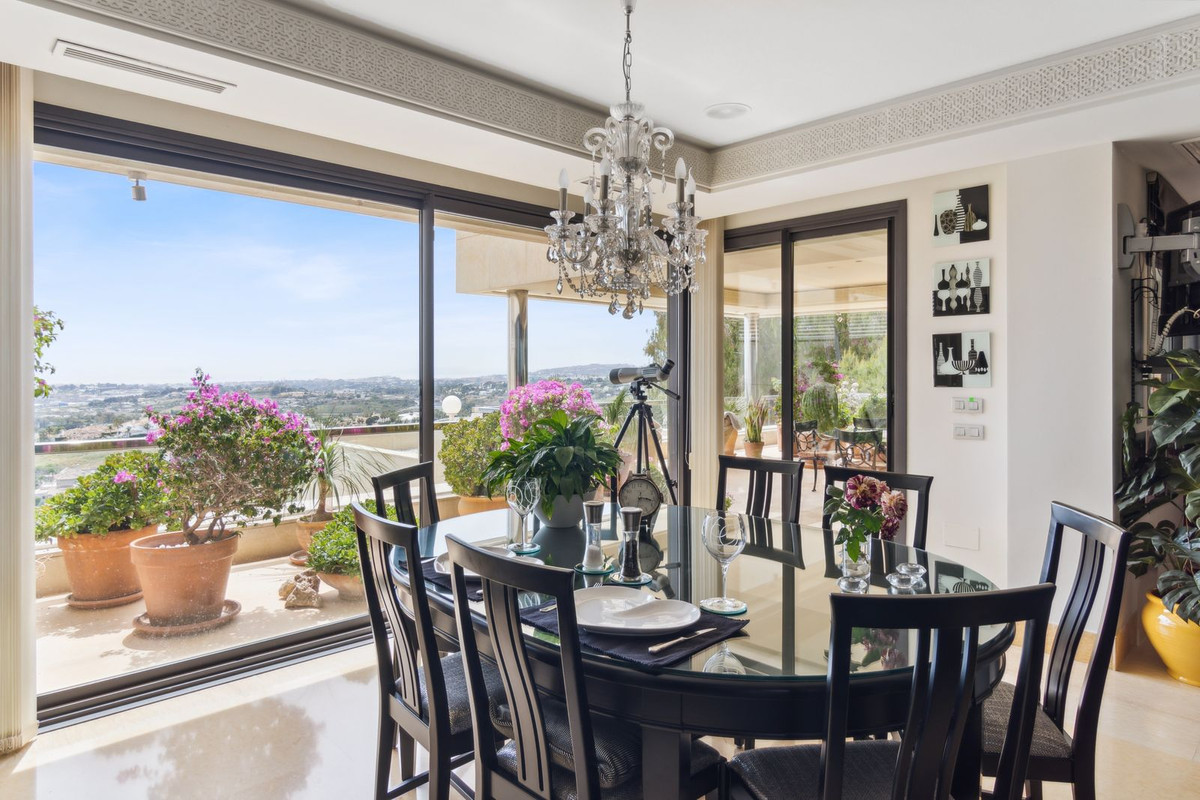 4 кровать Пентхаус для продажи в Nueva Andalucia, Marbella