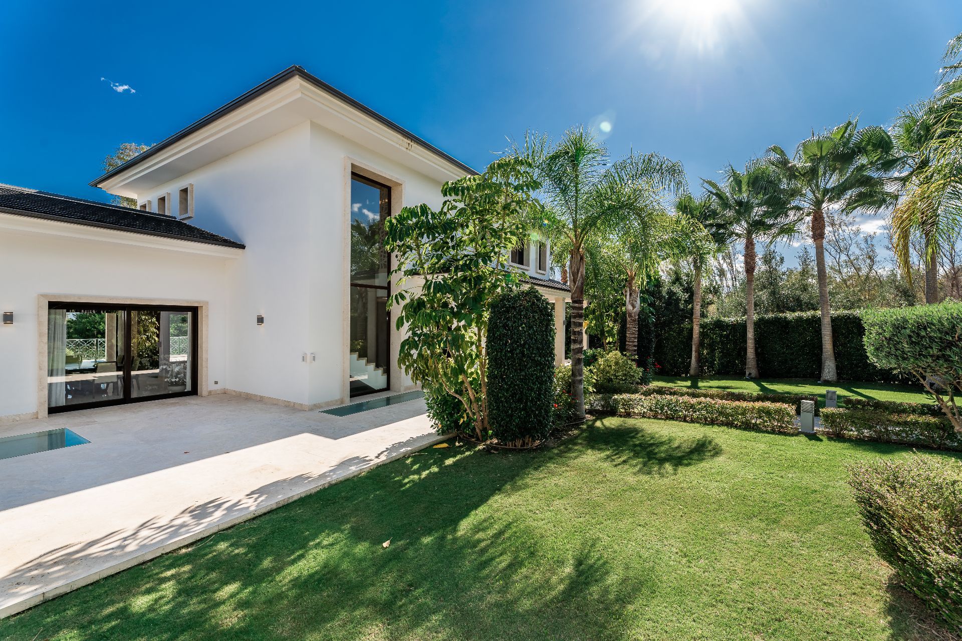 Casa de 6 Dormitorios en venta en Nueva Andalucía, Marbella