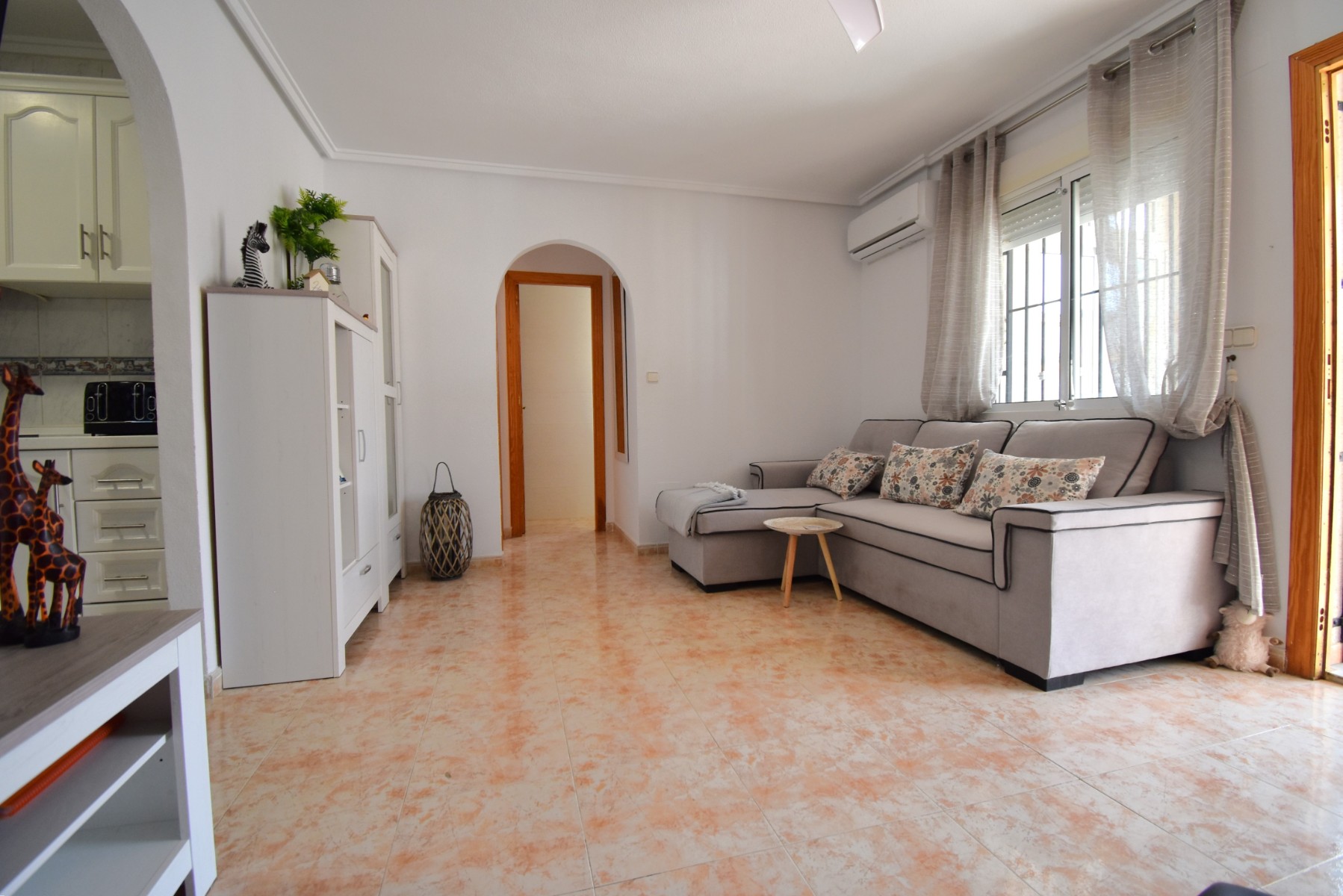 2 спални - Вила за продажба в Orihuela Costa