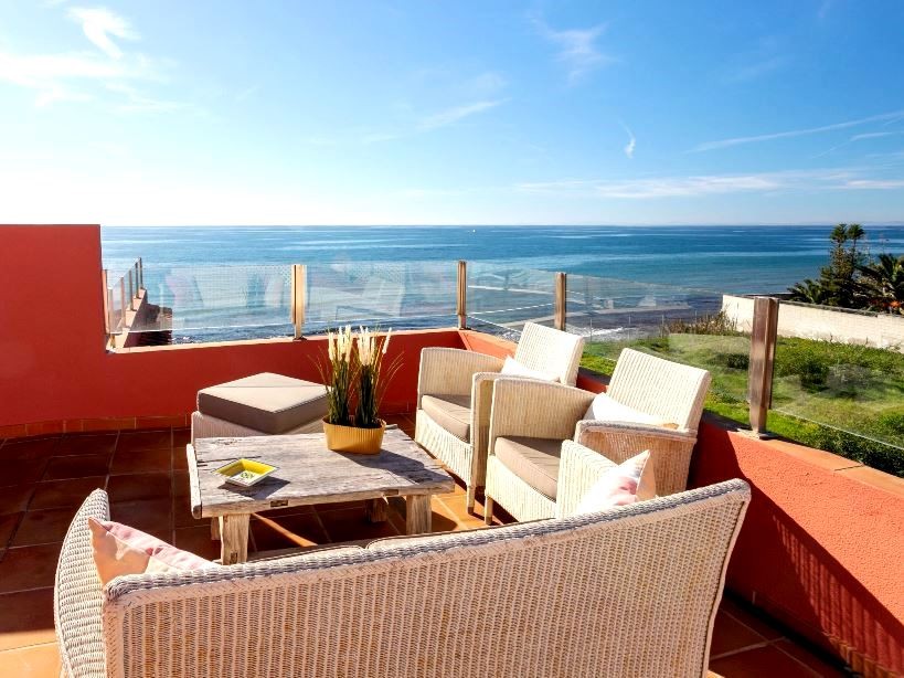 Casa Adosada de 3 Dormitorios y 3 Baños en venta en Marbella Centro