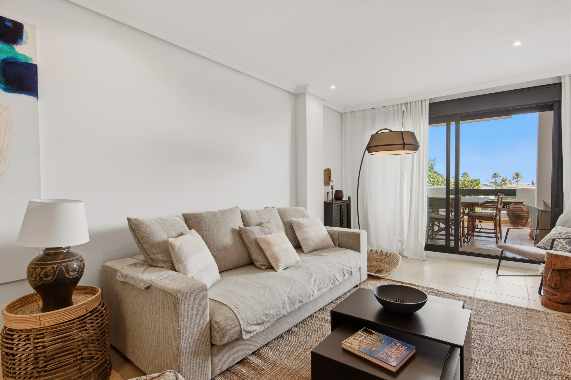 Piso de 2 Dormitorios y 2 Baños en venta en Estepona