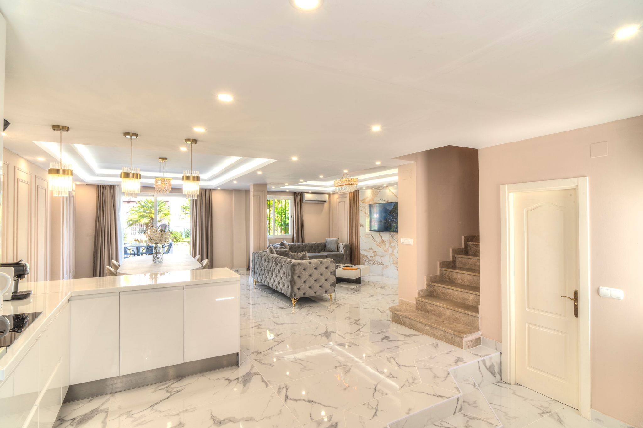 4 Bed - Townhouse for Sale in Nueva Andalucia, Marbella