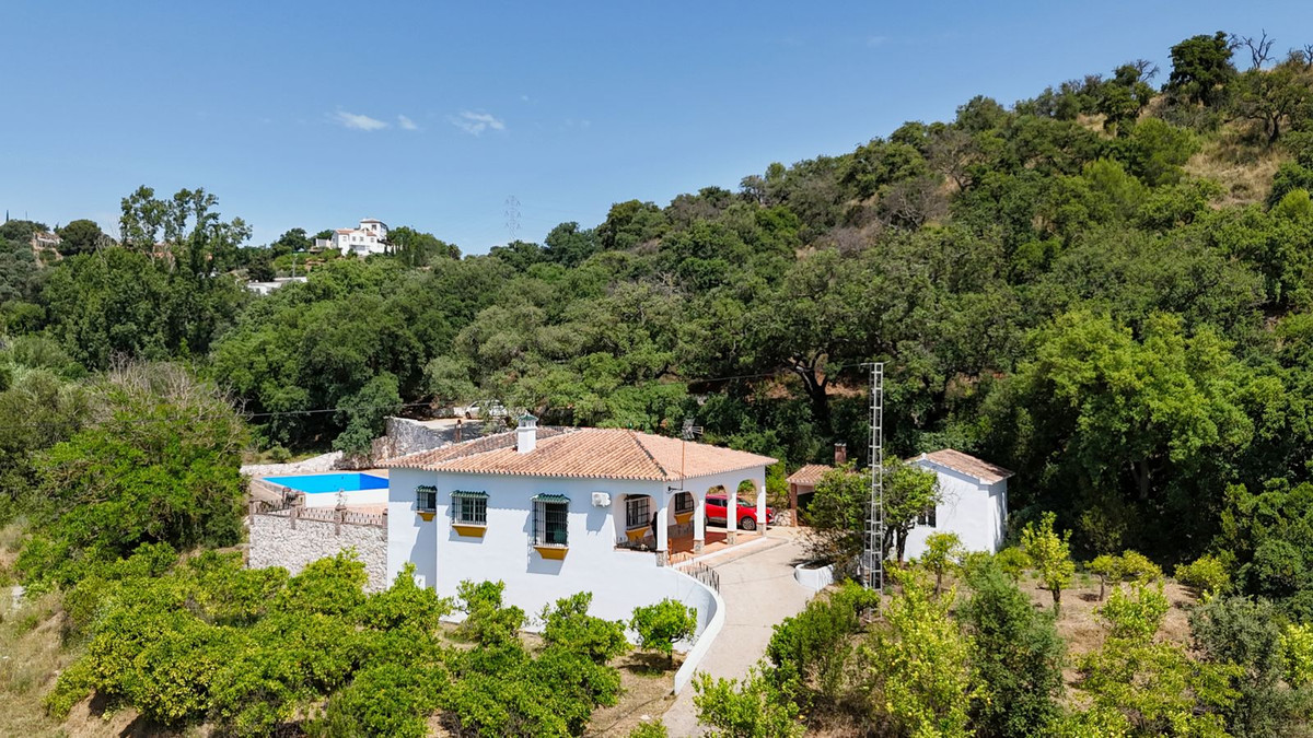 Casa de 3 Dormitorios y 2 Baños en venta en Alhaurin el Grande