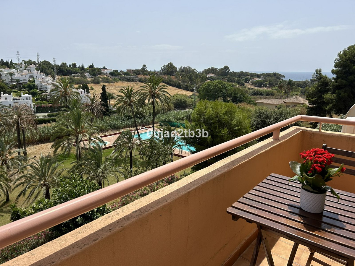 Piso de 1 Dormitorio en venta en Nueva Milla de Oro, Estepona