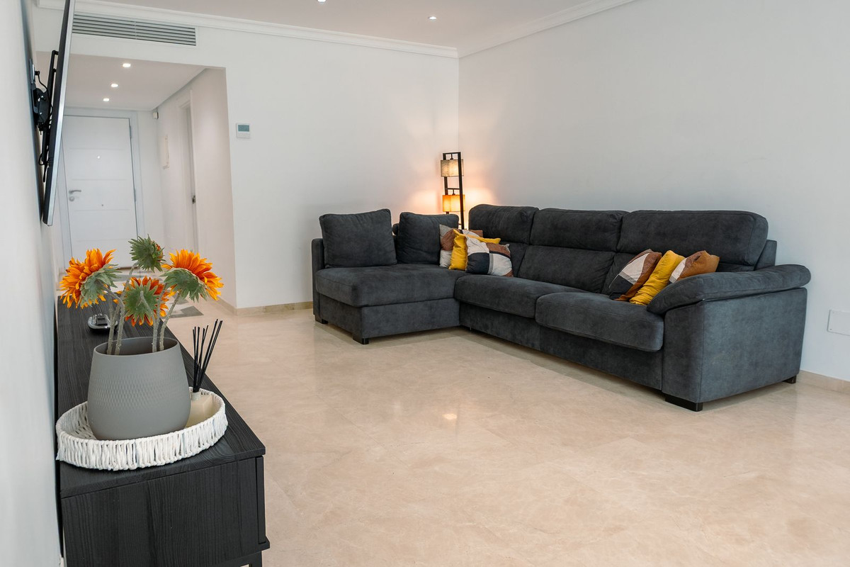 Piso de 3 Dormitorios y 3 Baños en venta en Estepona