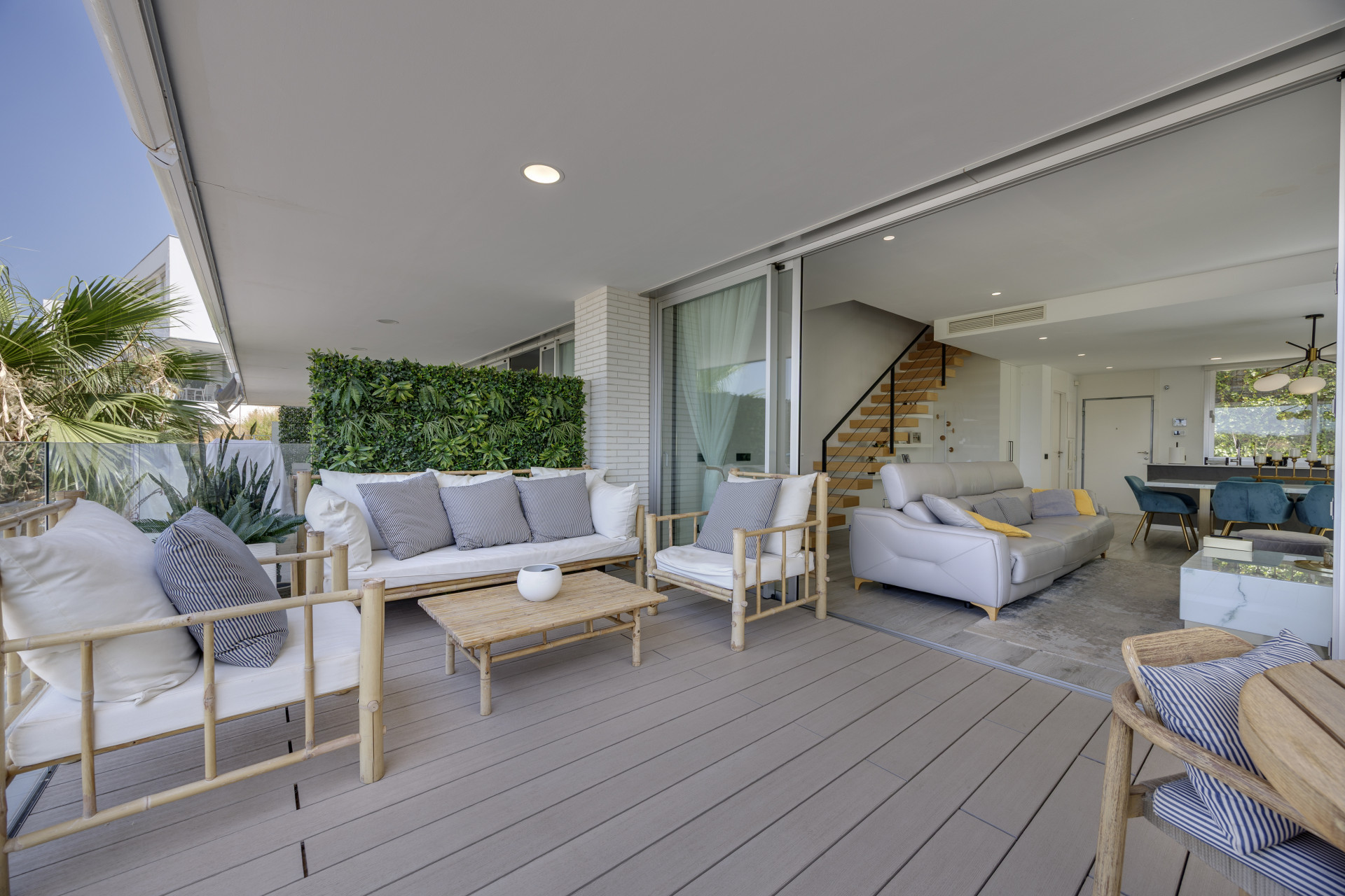 Casa Adosada de 3 Dormitorios y 3 Baños en venta en Estepona