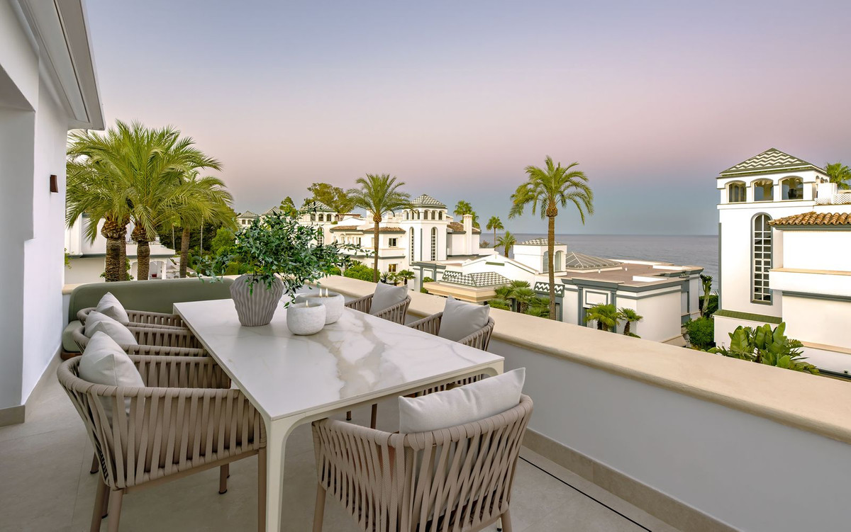 3 спални - Пентхаус за продажба в New Golden Mile, Estepona