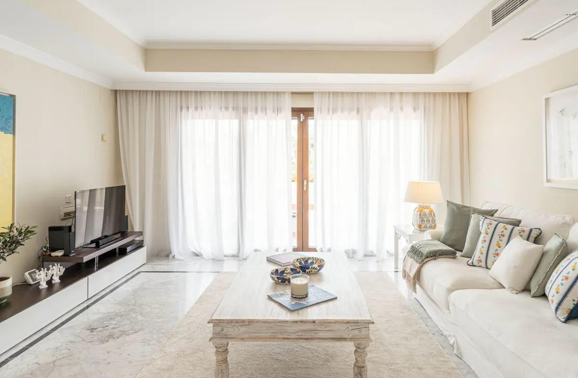 Piso de 3 Dormitorios y 3 Baños en venta en Milla de Oro, Marbella