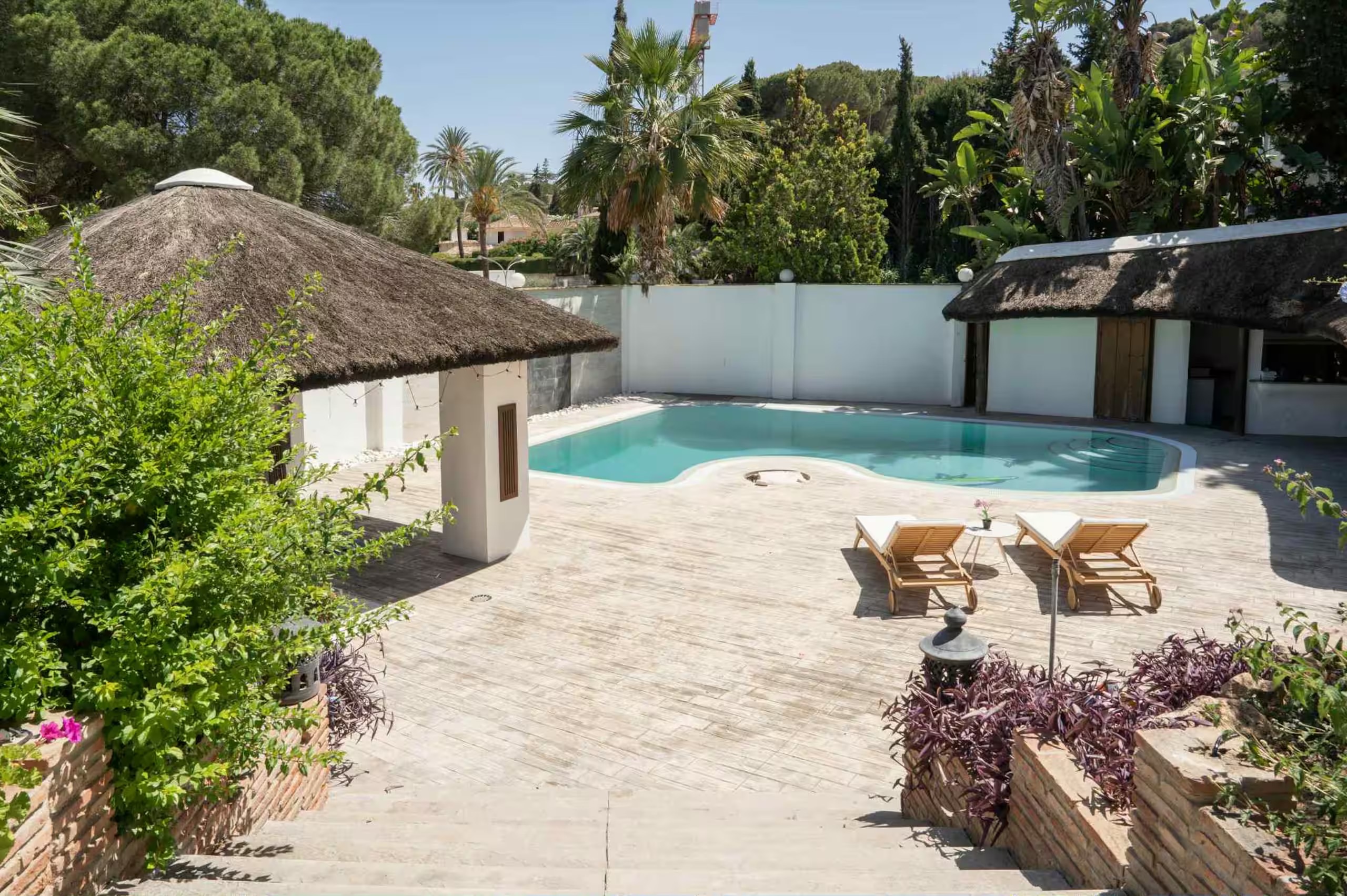 Casa de 5 Dormitorios en venta en Nueva Andalucía, Marbella
