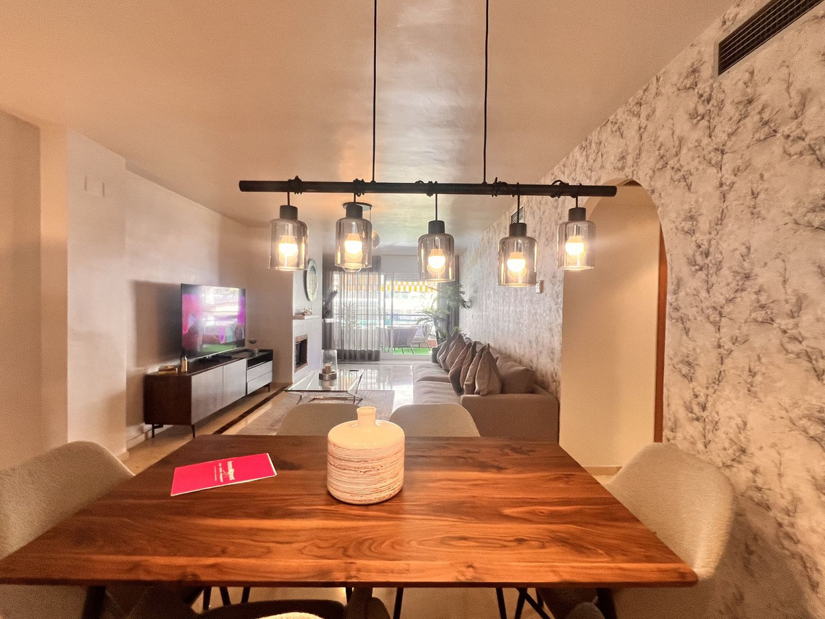 2 Bed - Apartment for Sale in Guadalmina Alta, San Pedro de Alcántara