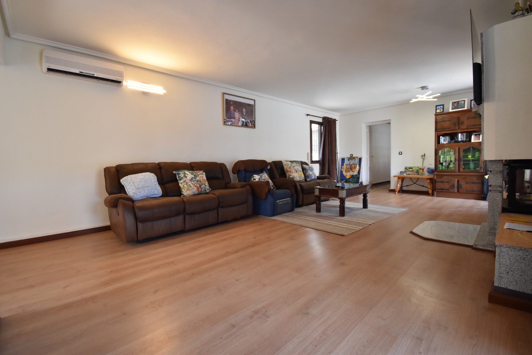 4 Bed, 3 Bath - Villa for Sale in Orihuela Costa