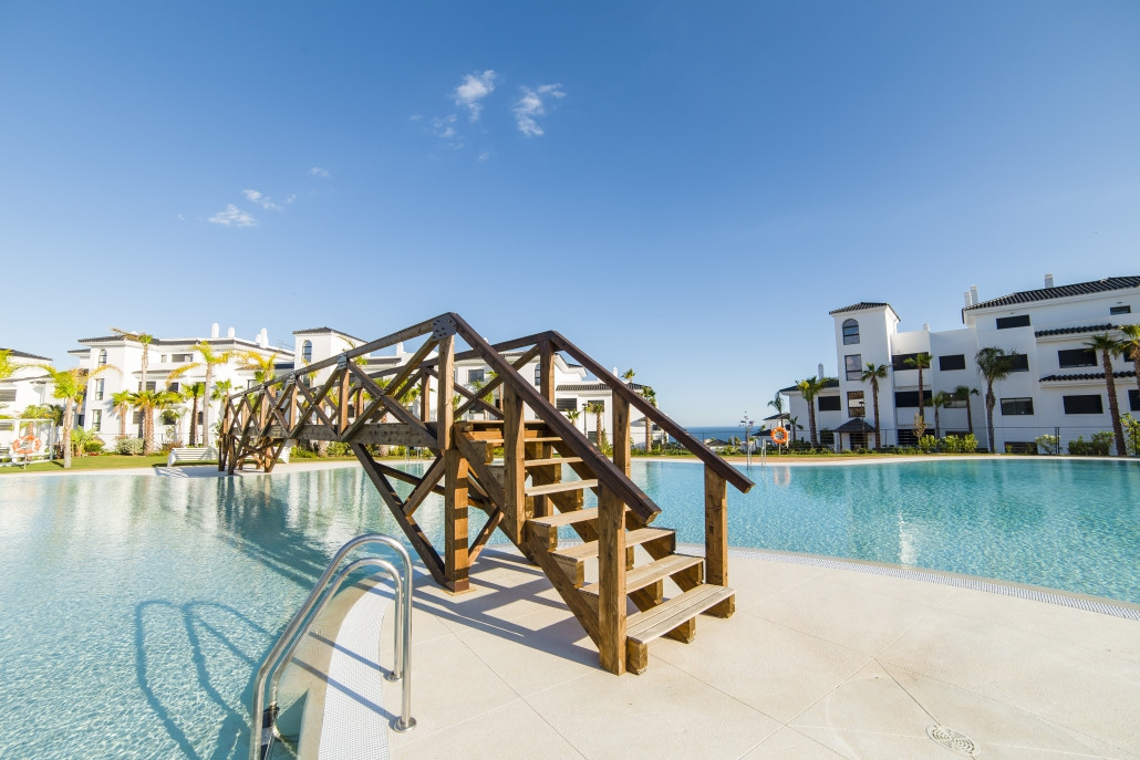 Piso de 4 Dormitorios en venta en Estepona