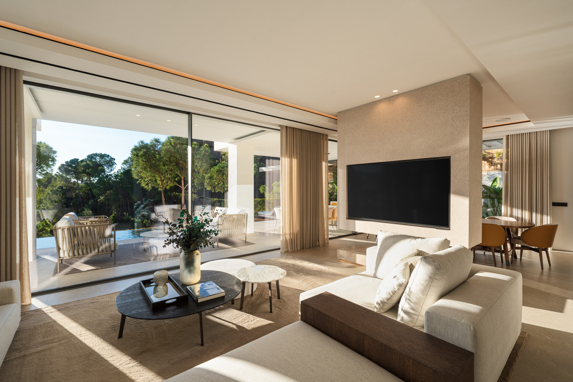 Casa de 6 Dormitorios y 7 Baños en venta en La Quinta, Benahavís