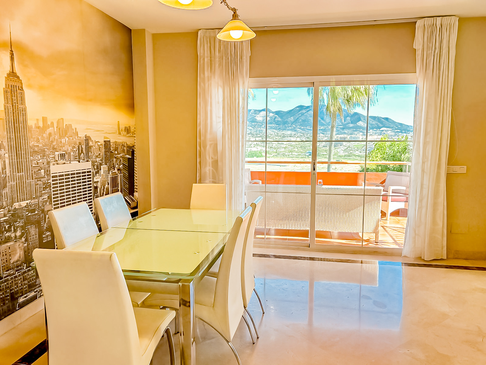 4 спални - Вила за продажба в Cerros del Aguila, Mijas