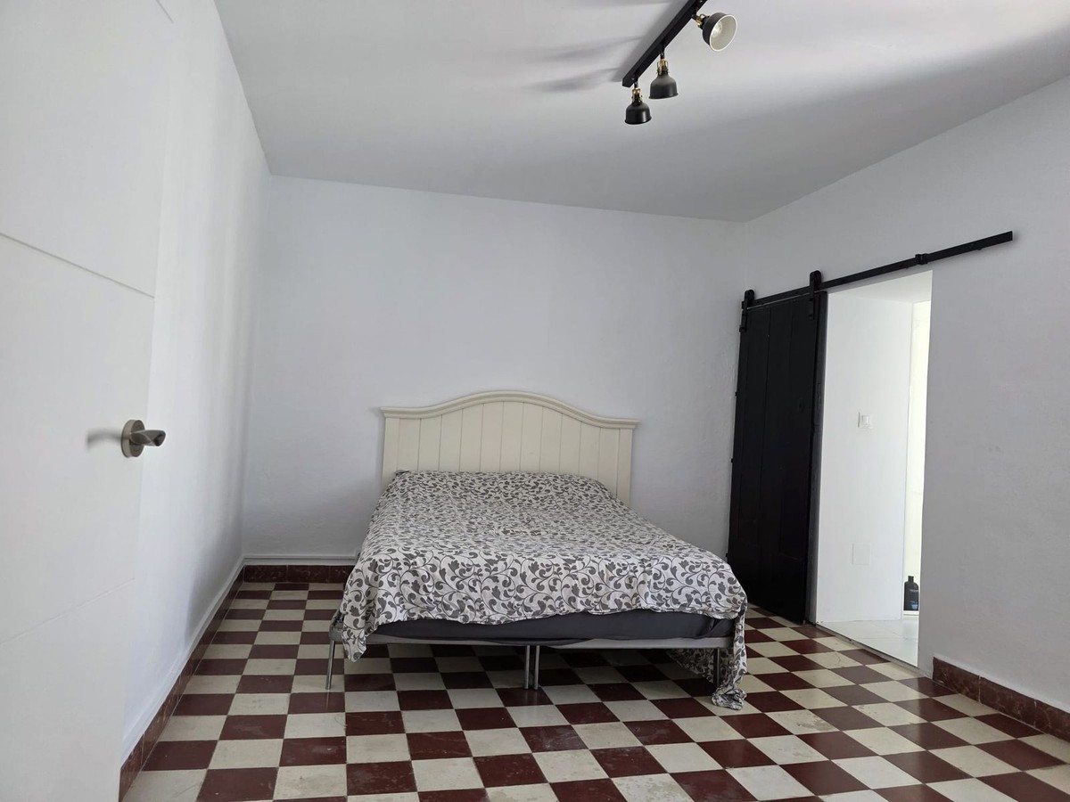 Casa Adosada de 4 Dormitorios y 2 Baños en venta en Coin