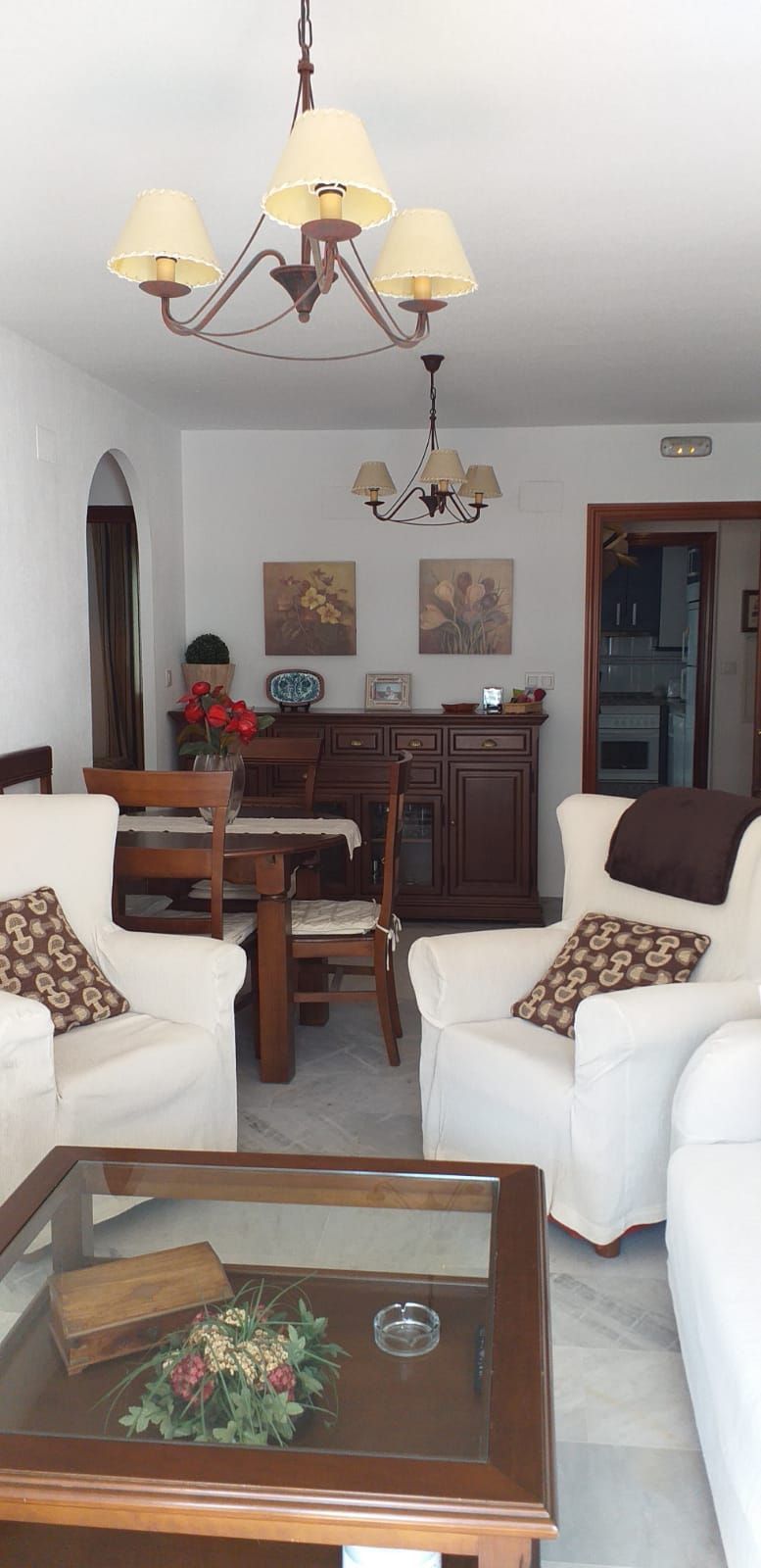 Piso de 2 Dormitorios y 3 Baños en venta en Marbella