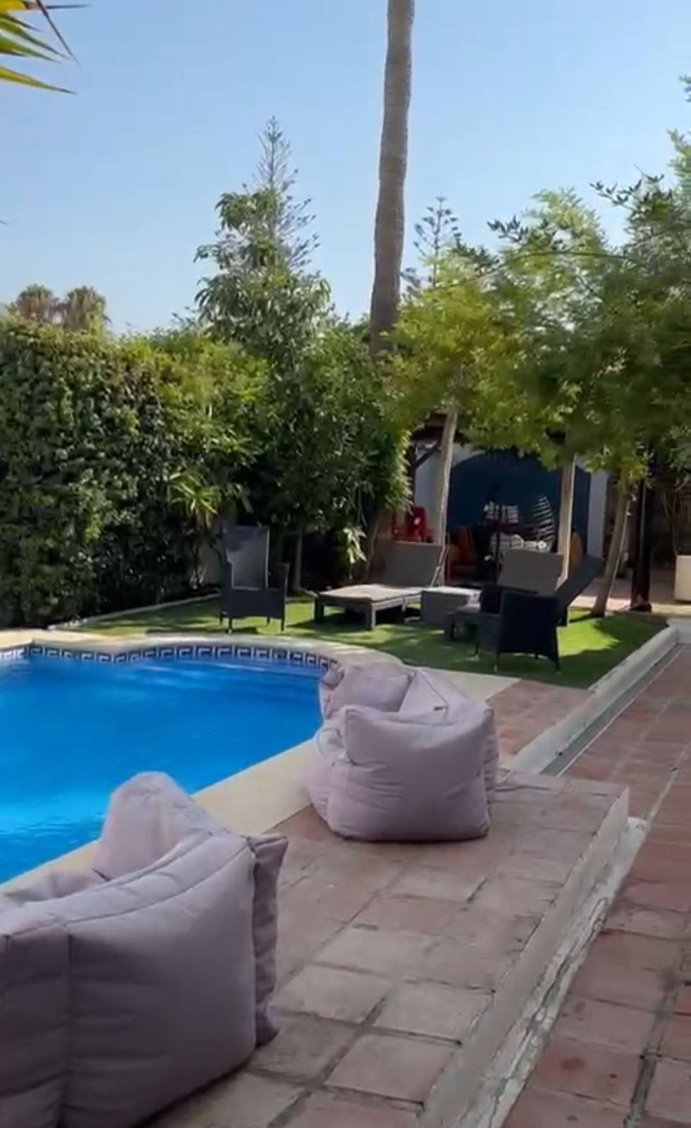 Casa de 4 Dormitorios y 2 Baños en venta en Marbella