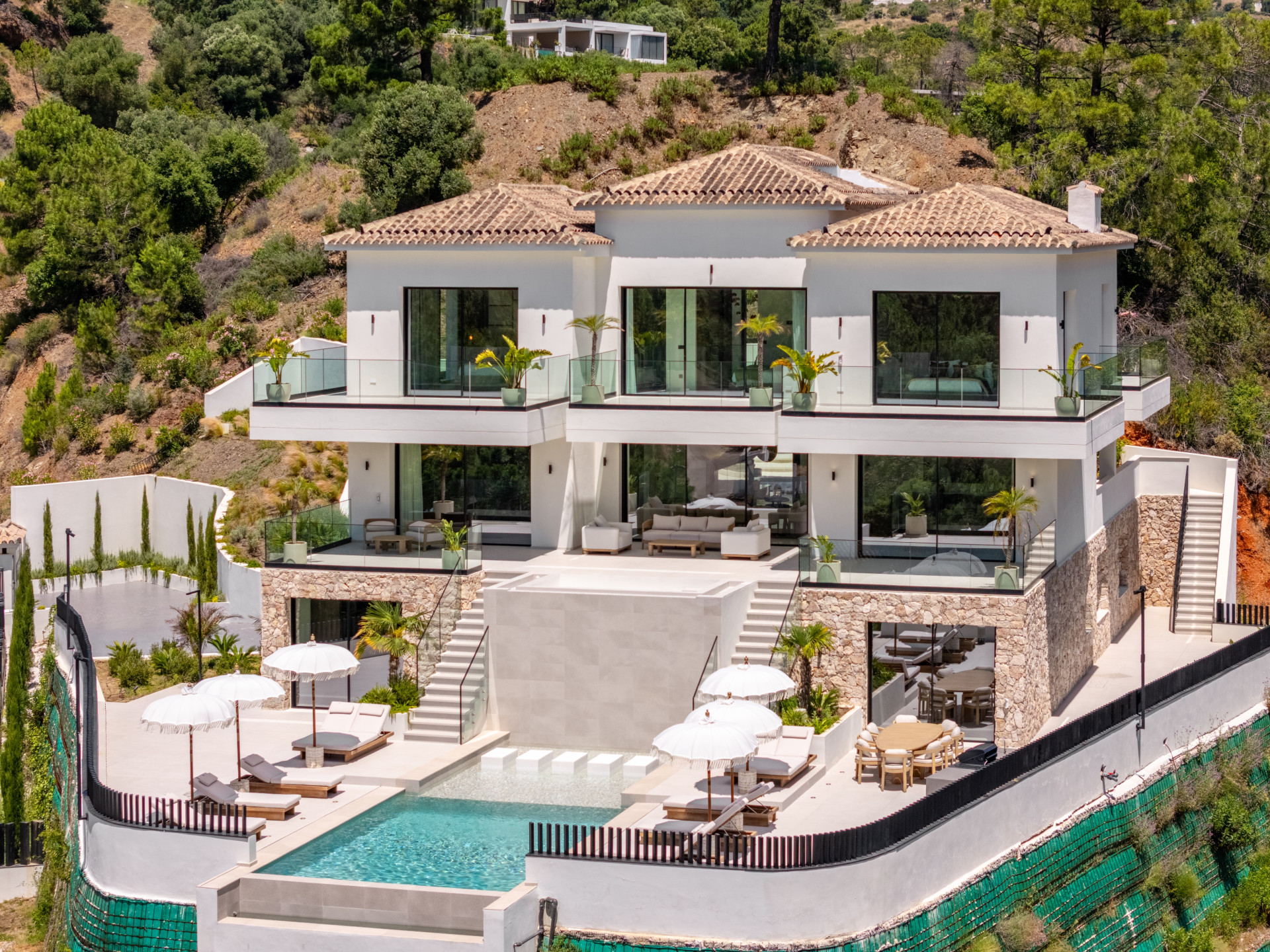 Casa de 8 Dormitorios y 8 Baños en venta en Monte Mayor, Benahavís