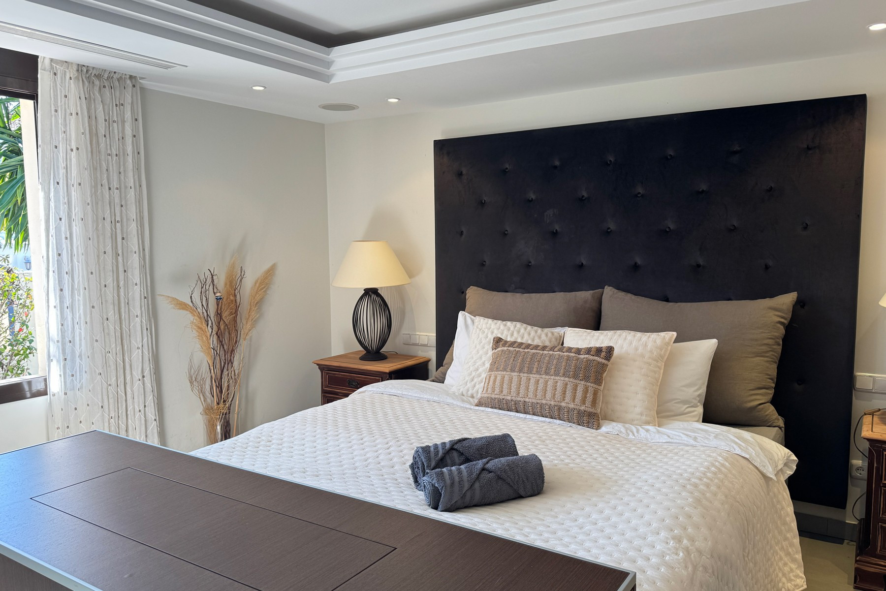 Casa de 5 Dormitorios en venta en Nueva Andalucía, Marbella