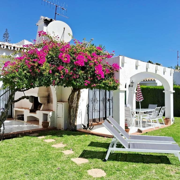 Casa de 5 Dormitorios y 4 Baños en venta en Mijas Pueblo
