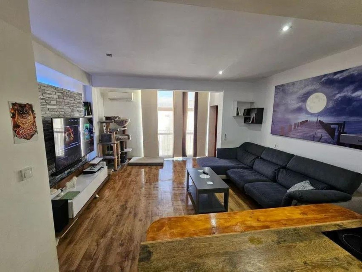2 Bed - Apartment for Sale in Nueva Andalucia, Marbella