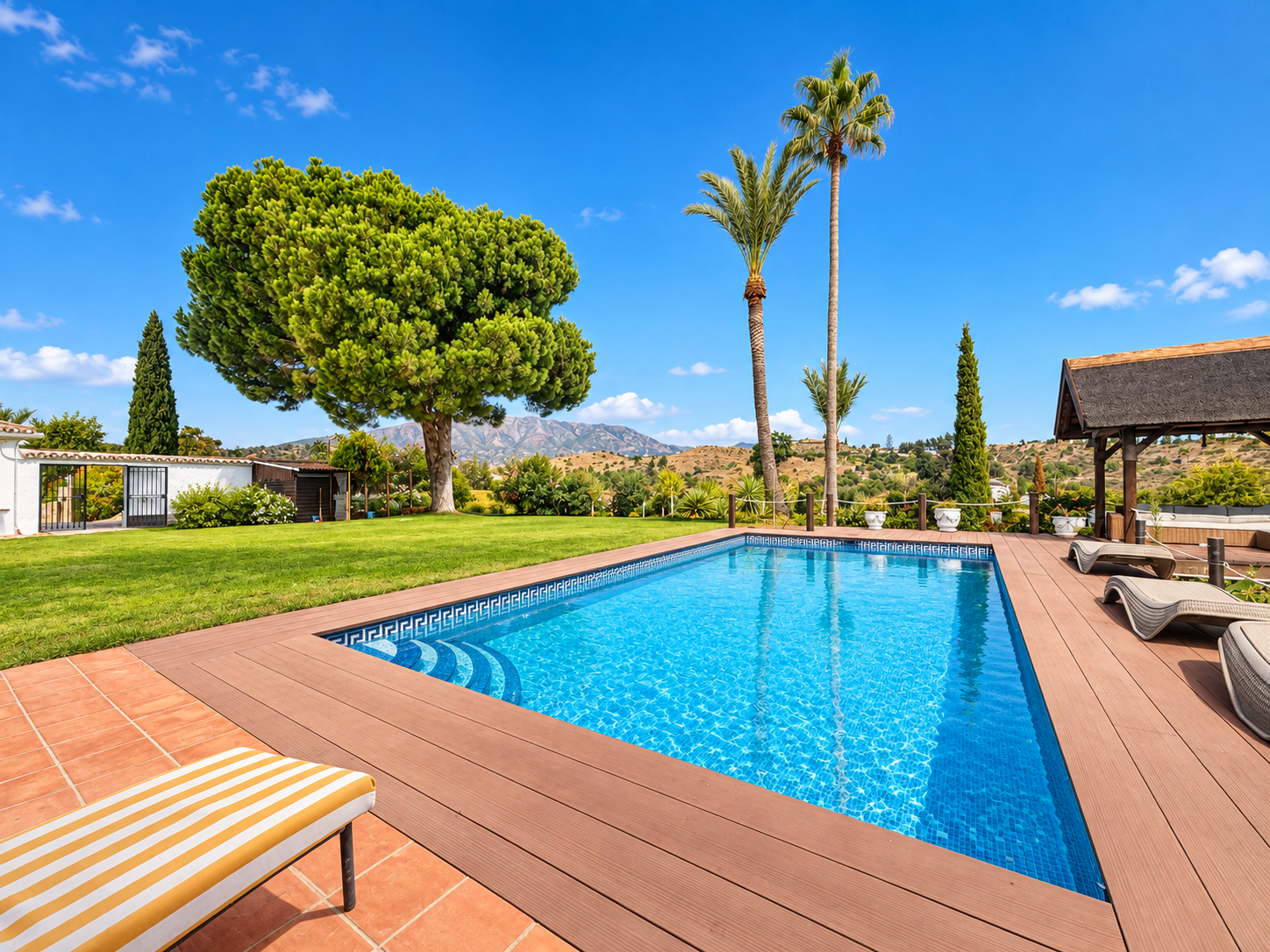 Casa de 3 Dormitorios y 2 Baños en venta en Mijas