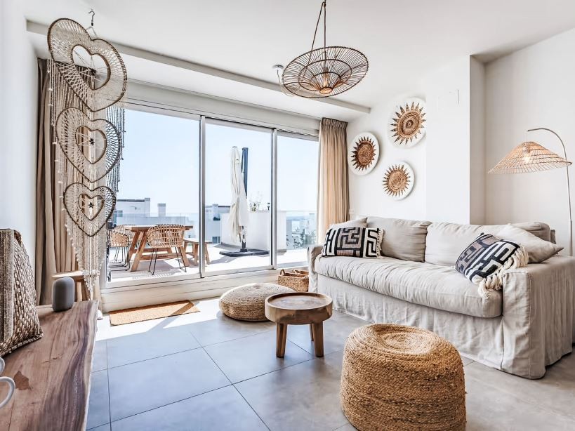 Piso de 3 Dormitorios y 3 Baños en venta en Arroyo de la Miel, Benalmádena