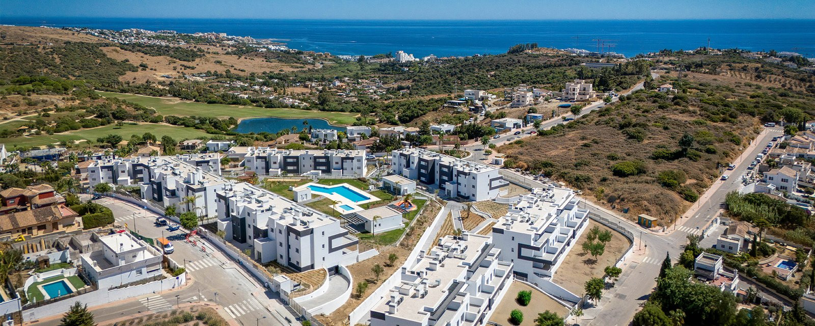 Piso de 2 Dormitorios y 2 Baños en alquiler en Estepona