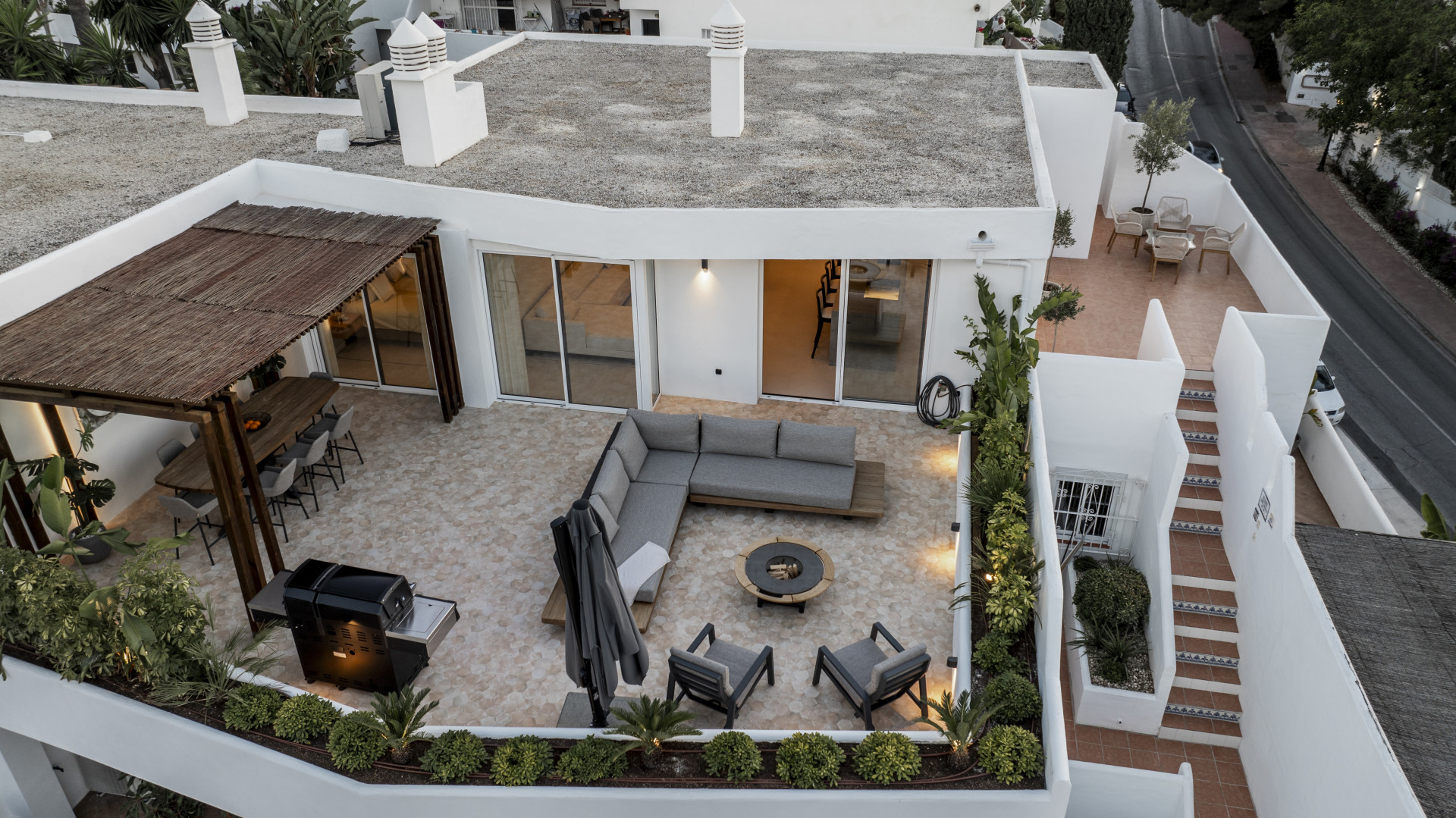 Ático de 3 Dormitorios y 2 Baños en venta en Nueva Andalucía, Marbella