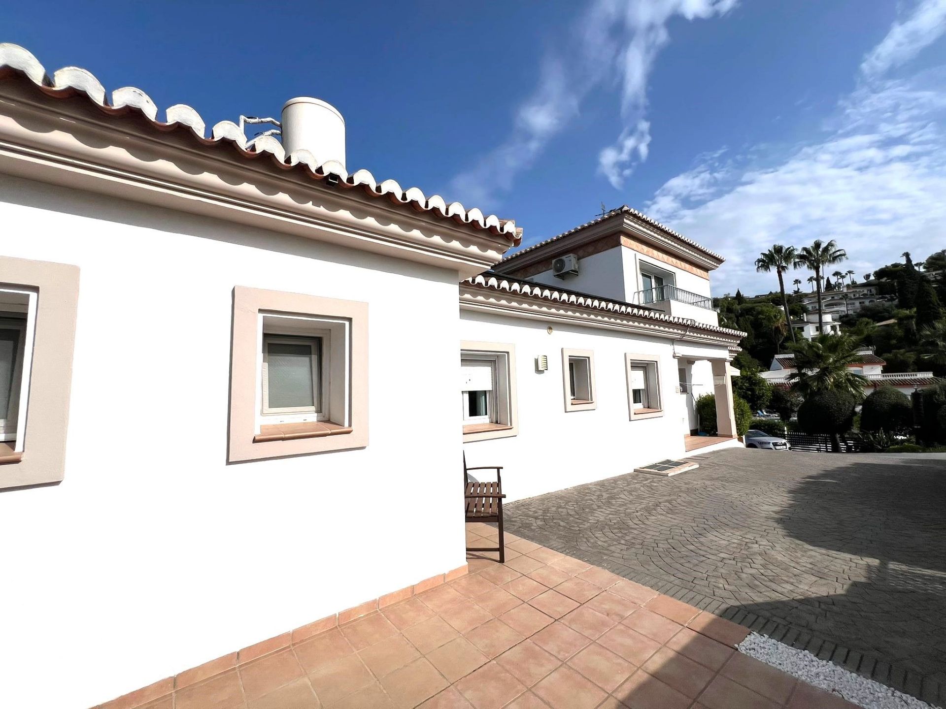 Casa de 6 Dormitorios en venta en Mijas