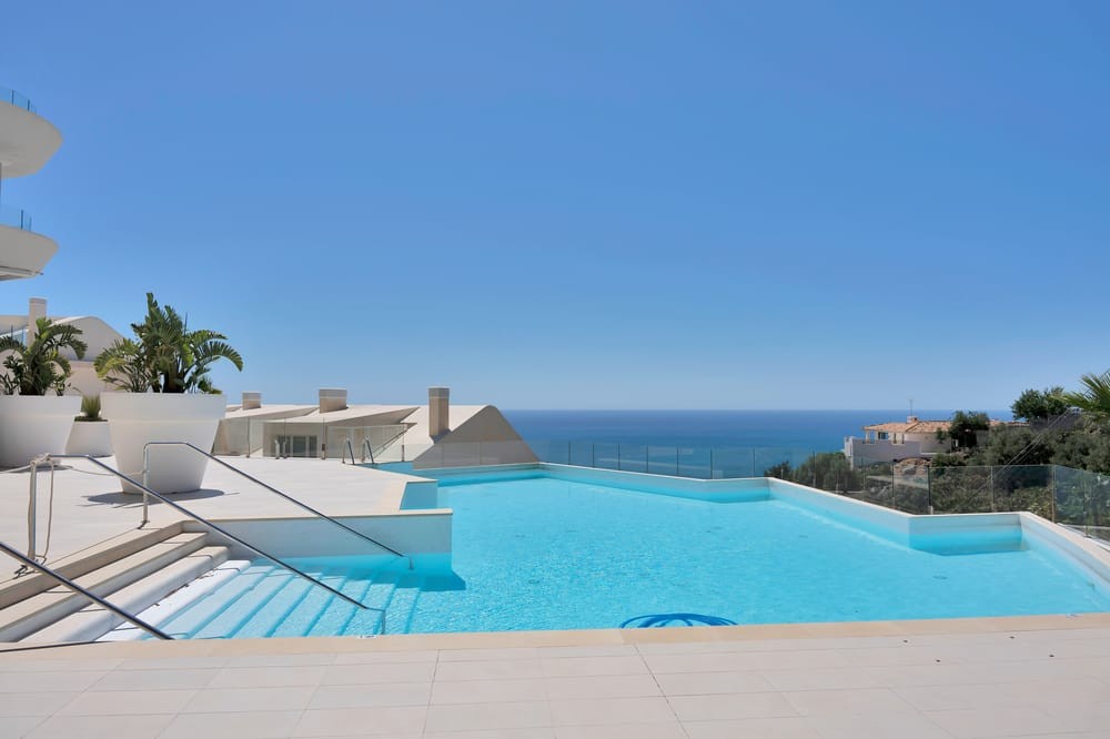 3 Bed - Apartment for Sale in Benalmadena Costa