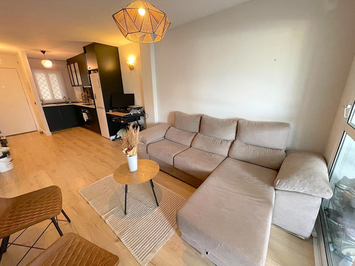 Piso de 2 Dormitorios y 1 Baño en venta en Artola