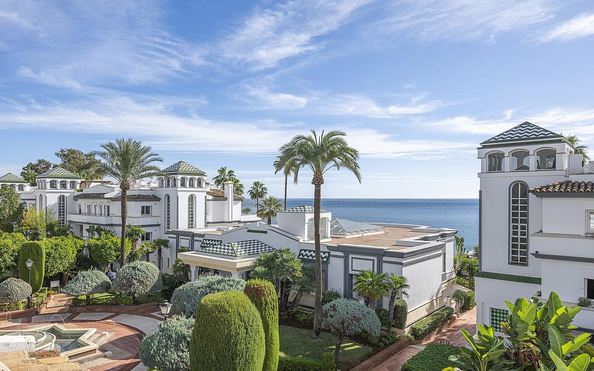3 спални, 3 бани - Пентхаус за продажба в Estepona