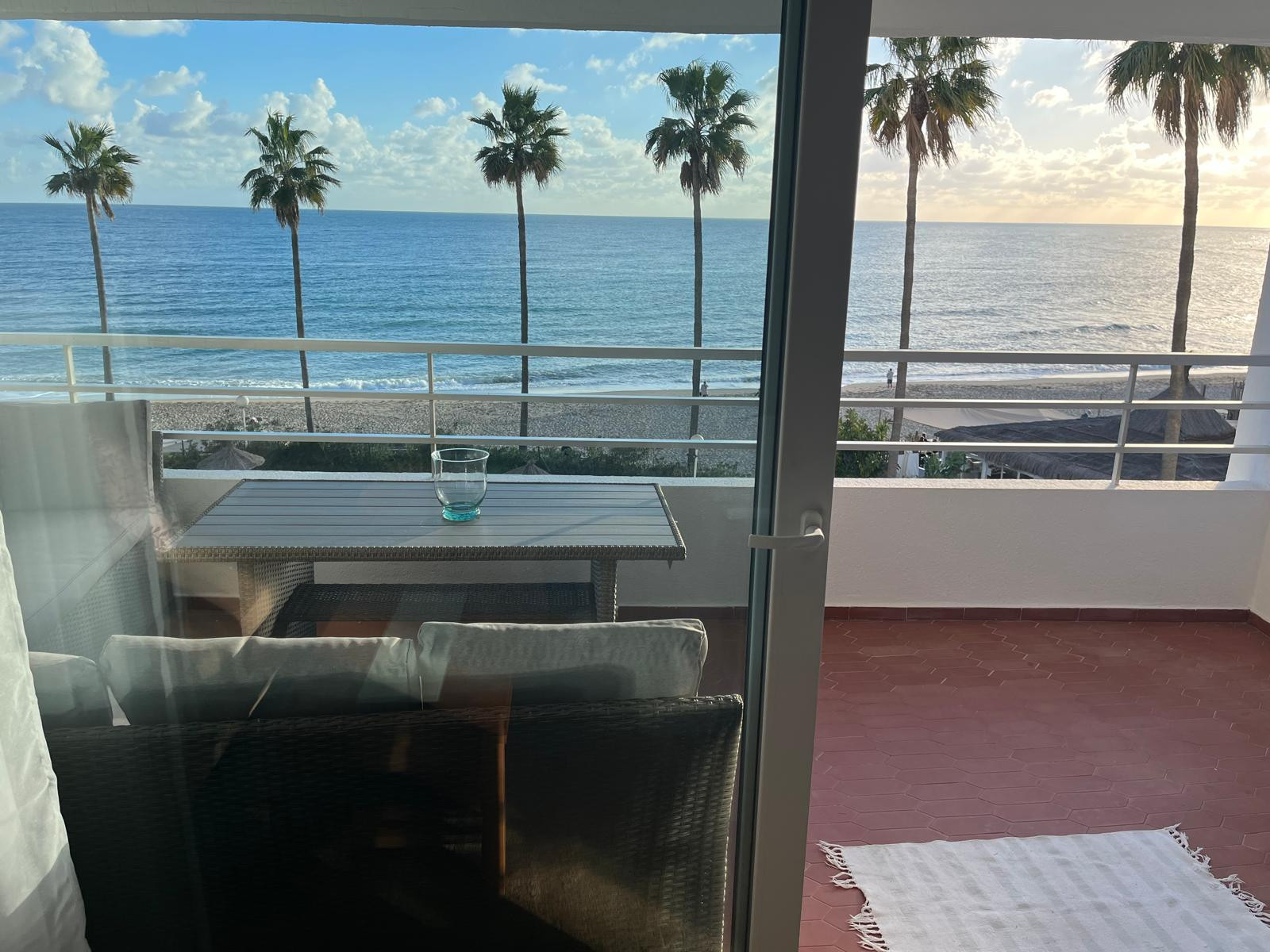 Piso de 1 Dormitorio y 1 Baño en venta en Calahonda, Mijas