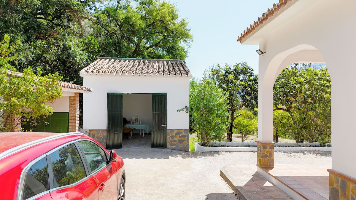 Casa de 3 Dormitorios y 2 Baños en venta en Alhaurin el Grande