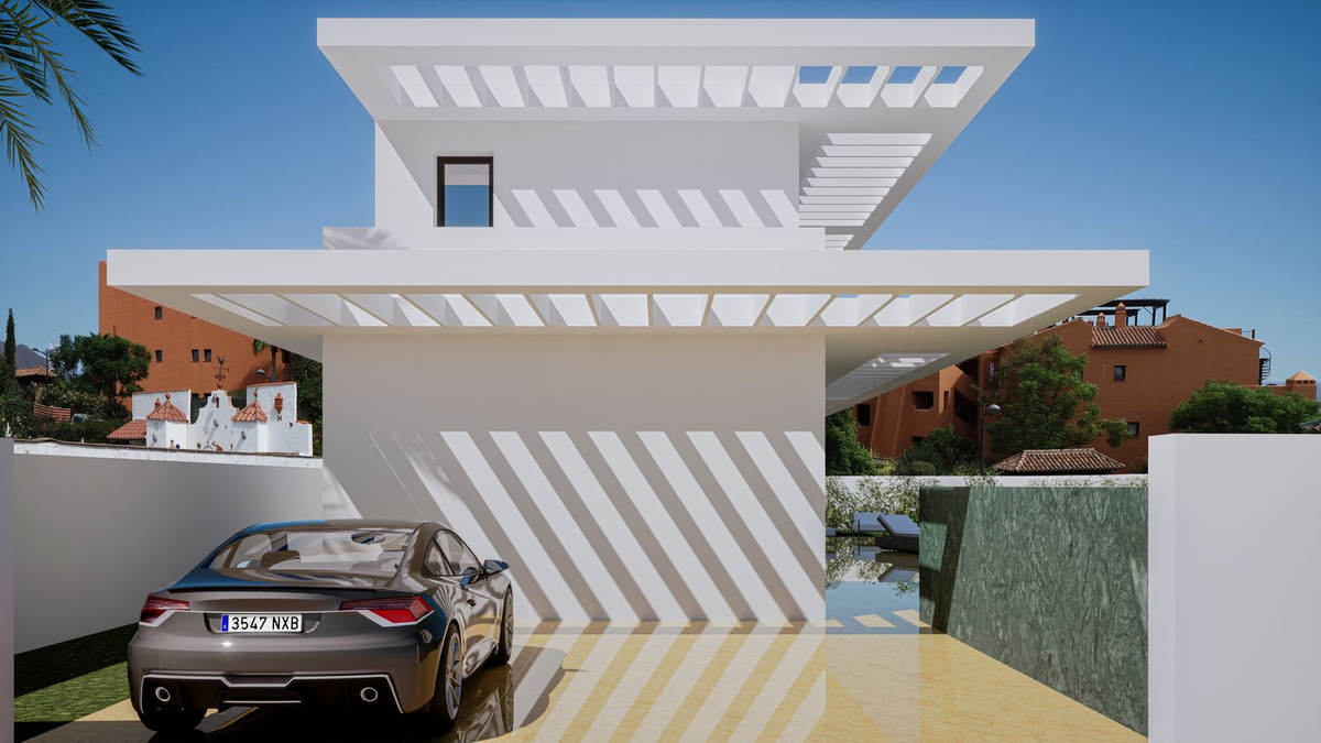 Casa de 3 Dormitorios y 4 Baños en venta en Estepona
