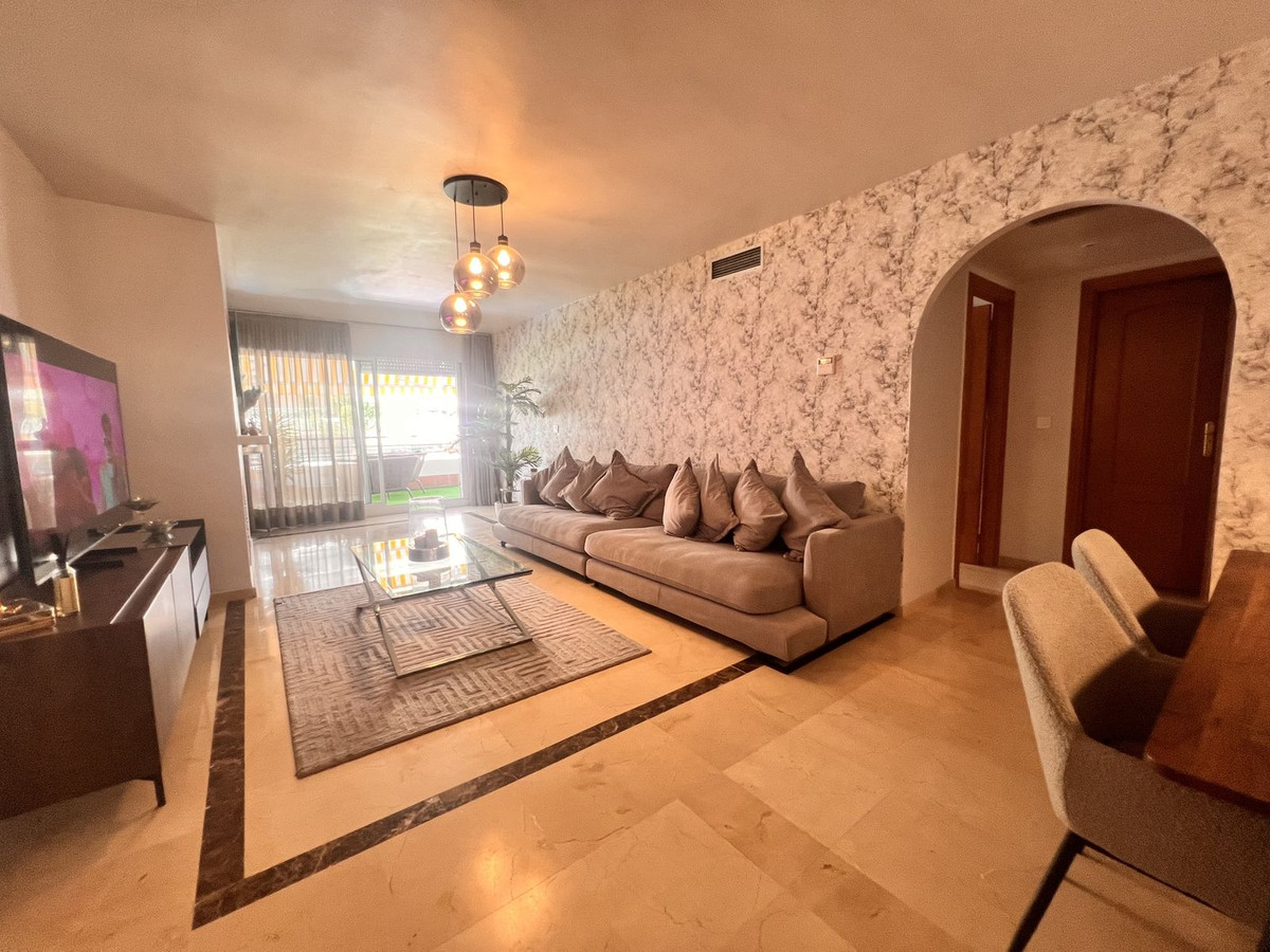 2 Bed - Apartment for Sale in Guadalmina Alta, San Pedro de Alcántara