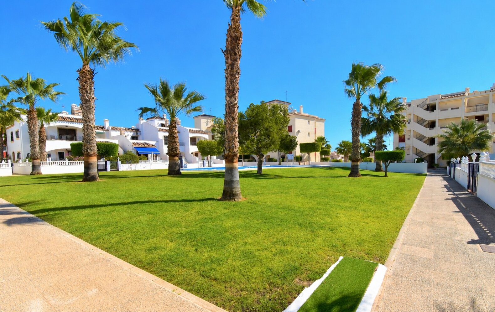 2 спални, 2 бани - Апартамент за продажба в Orihuela Costa