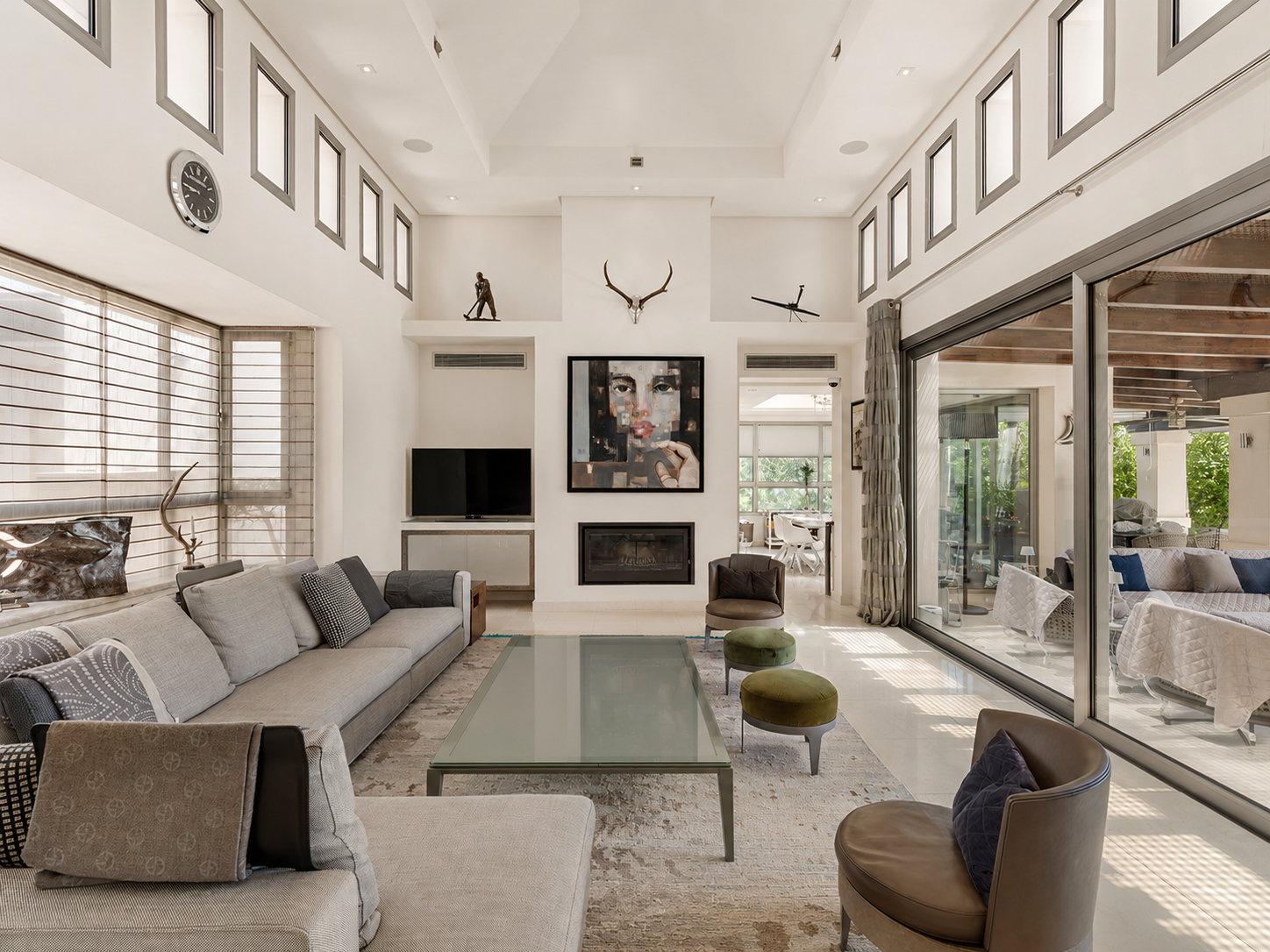 Casa de 5 Dormitorios en venta en Los Flamingos, Benahavís