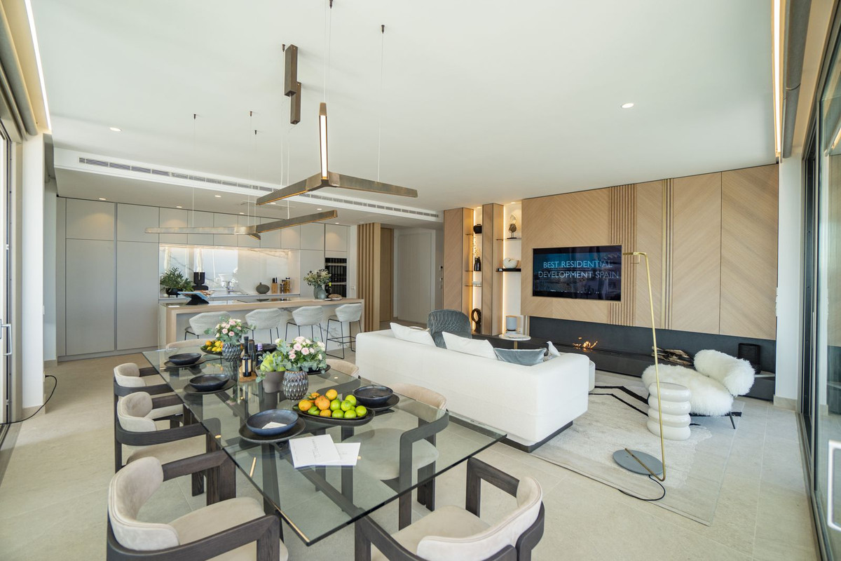 3 Slaapk., 4 Badk. - Appartement te koop in La Quinta, Benahavis