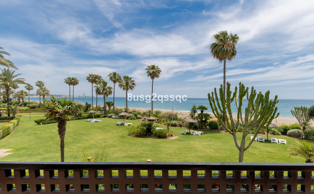 2 Bed - Apartment for Sale in Cancelada, Estepona