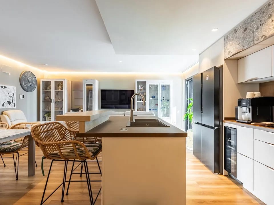 4 Bed - Apartment for Sale in La Alqueria, Estepona