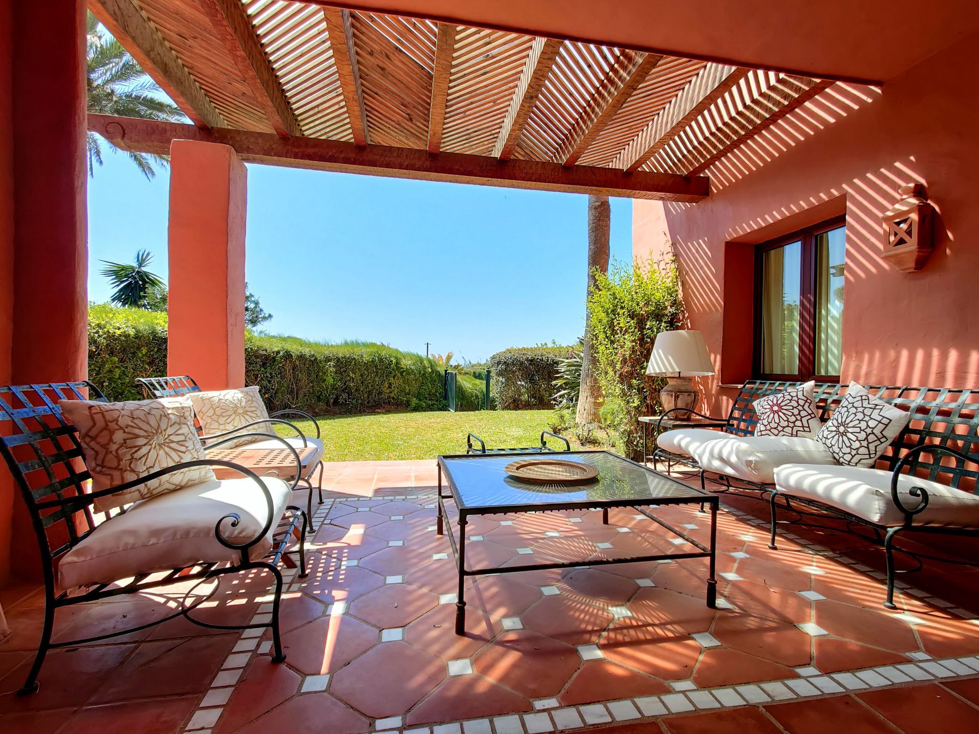 Piso de 4 Dormitorios y 5 Baños en venta en El Rosario, Marbella
