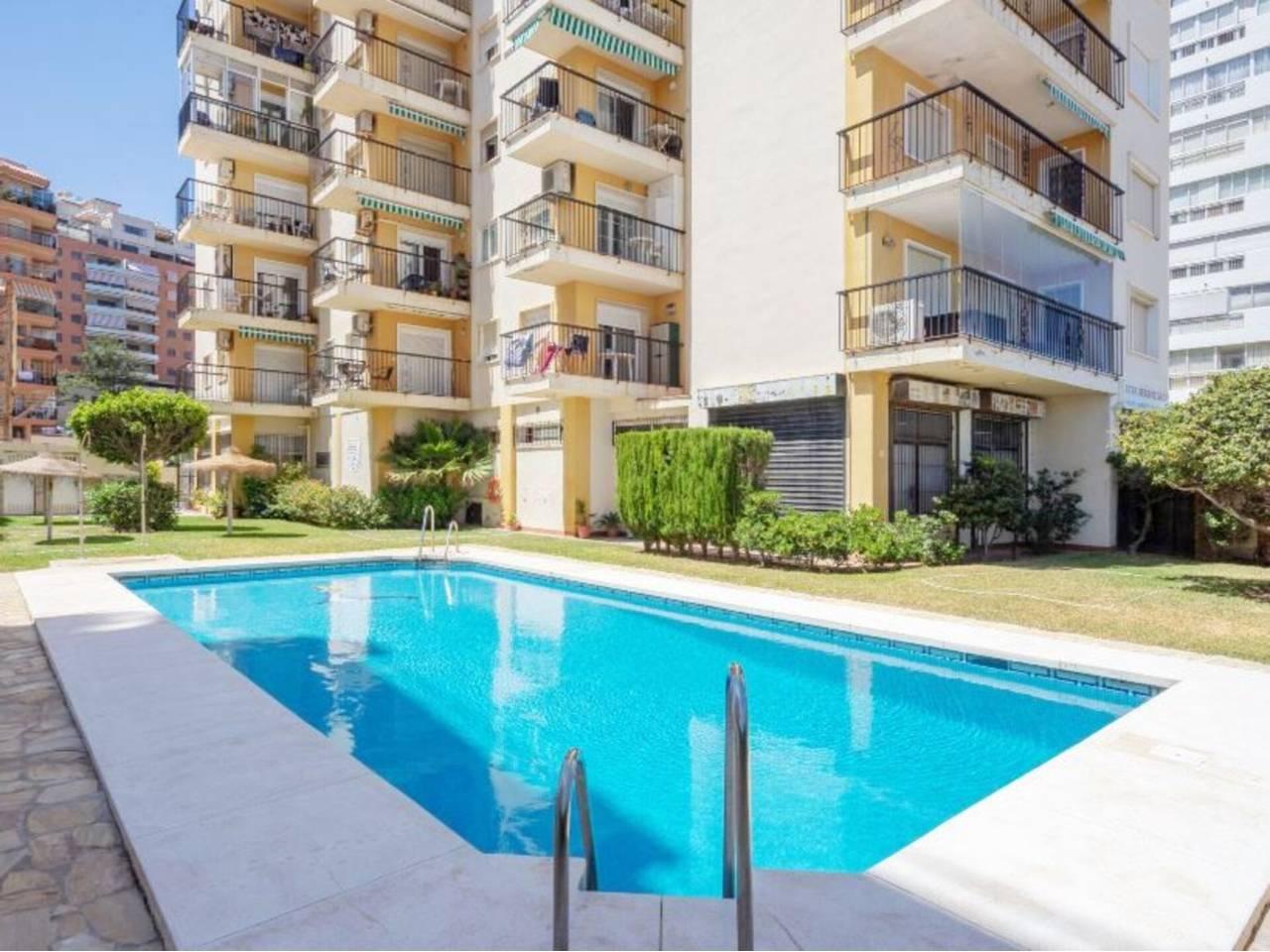 Piso de 2 Dormitorios en venta en Fuengirola Centro