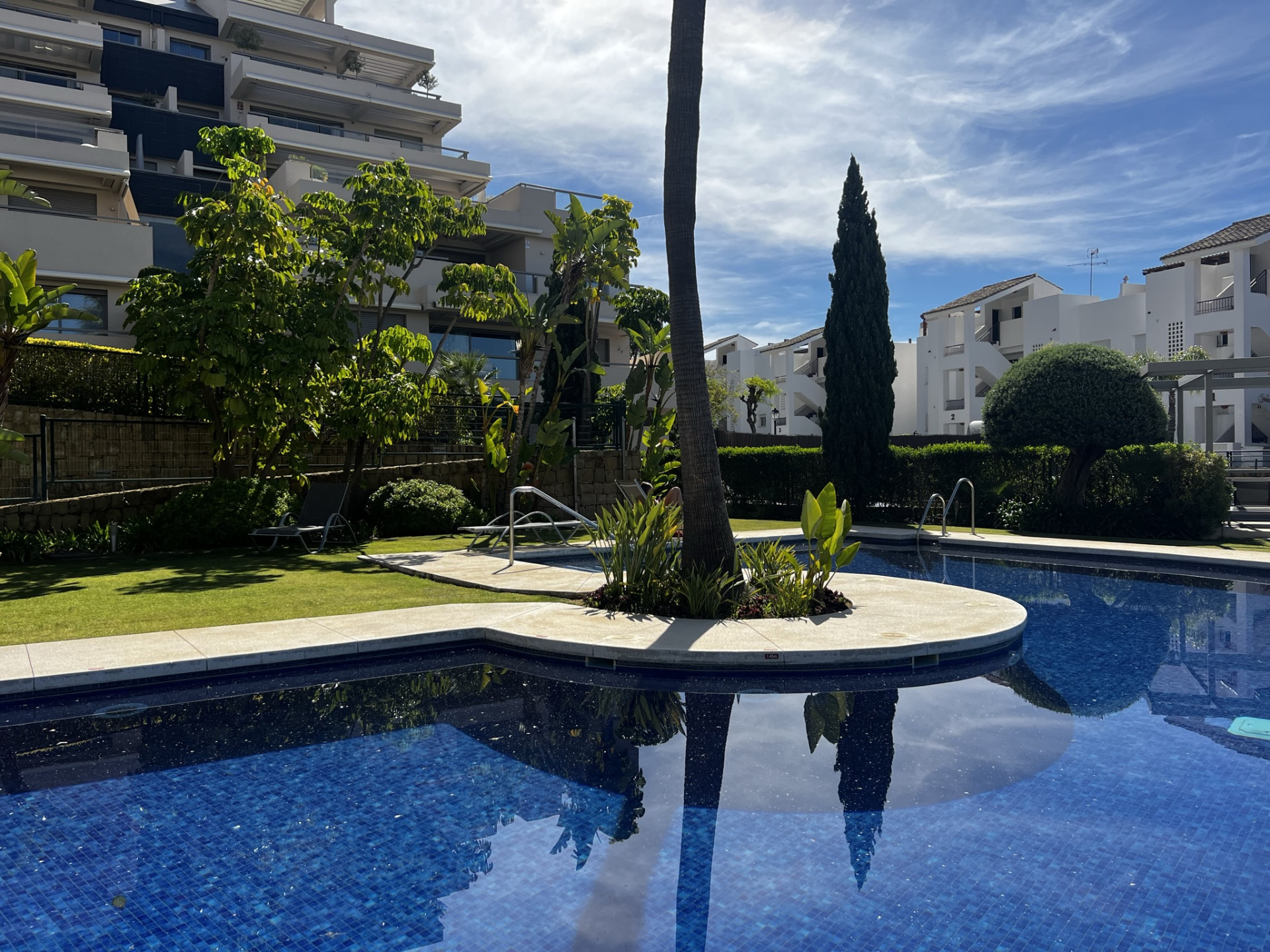 Piso de 3 Dormitorios y 3 Baños en venta en Los Arqueros, Benahavís