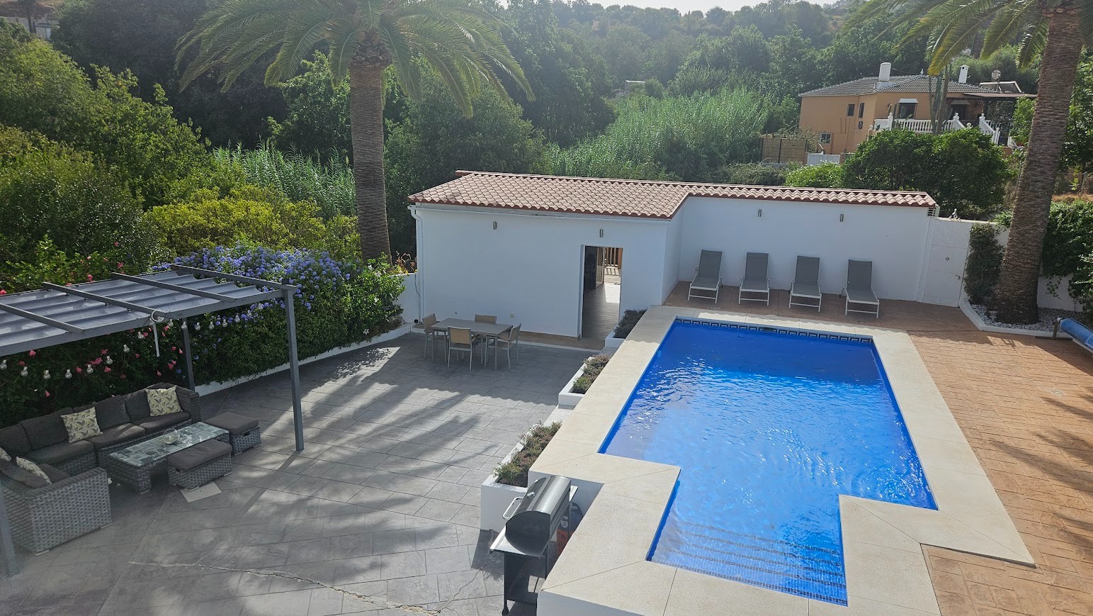 Casa de 5 Dormitorios y 3 Baños en venta en Coin